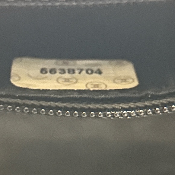 Vintage Rare Authentic Black CHANEL Wicker Bag - Picture 3 of 11